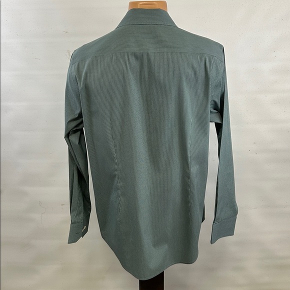 Bonobos long sleeve button down shirt.  16-35 - Picture 6 of 7